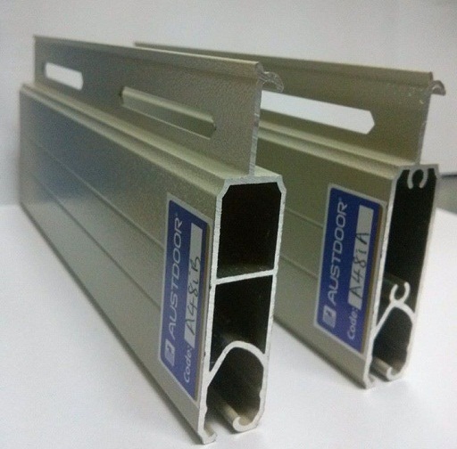 Cửa cuốn Austdoor Tấm Liền Series 4